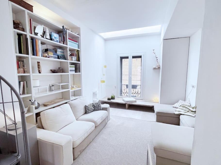 ミラノDesign&Terrazzo A 5 Min Dal Centro - Laura'S Houseアパートメント エクステリア 写真