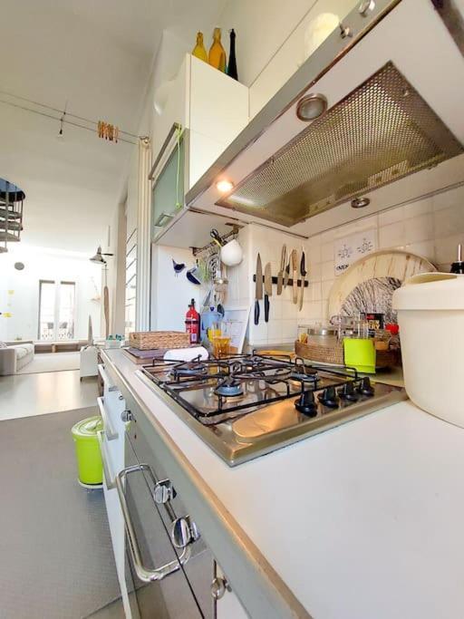 ミラノDesign&Terrazzo A 5 Min Dal Centro - Laura'S Houseアパートメント エクステリア 写真